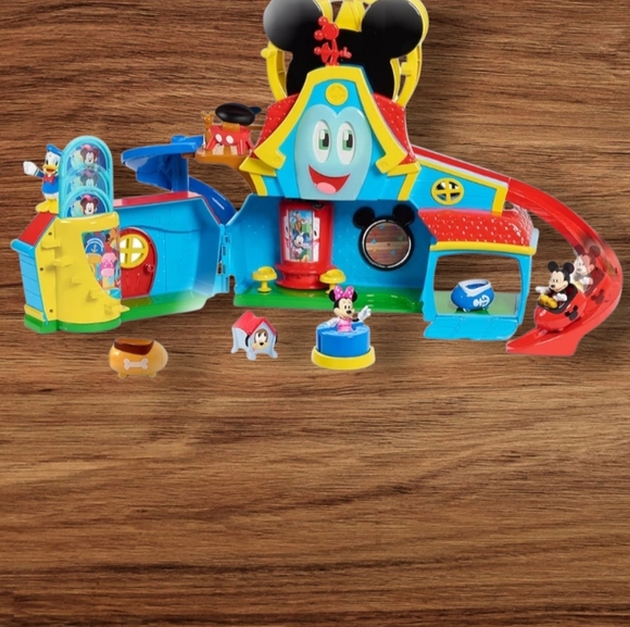 The Mickey Mouse Funny the Funhouse Playset - Picture 3 of 11